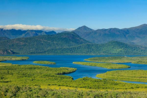 Vista Hinchinbrook